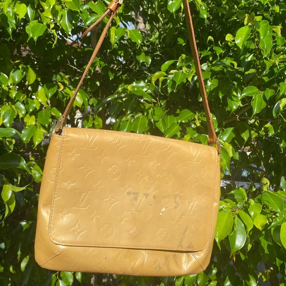 Louis Vuitton shoulder bag - Picture 11 of 16